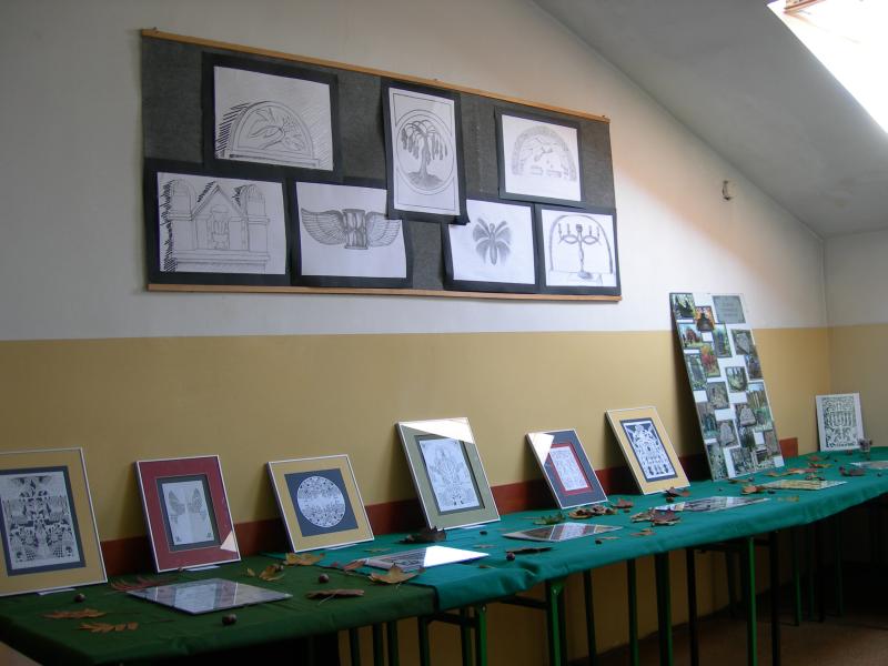Wystawa uczniw V LO. Padziernik 2007. Fot.: Braciszek
